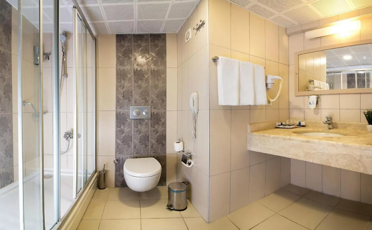 Grand Sahins Gumuldur Resort Izmir Hotel